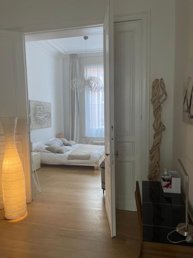 Apartment In Trendy Chatelain Center Brussels Area Little Garden Internet Wifi Zewnętrze zdjęcie